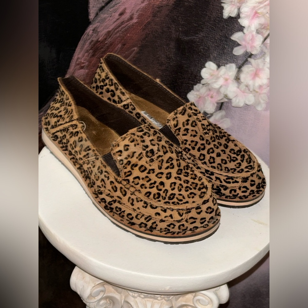 ARIAT WOMENS 7 LEOPARD VAMP CASUAL SLIP-ON BOAT SHOE LOAFER- MOC TOE- Cheetah - Picture 7 of 8